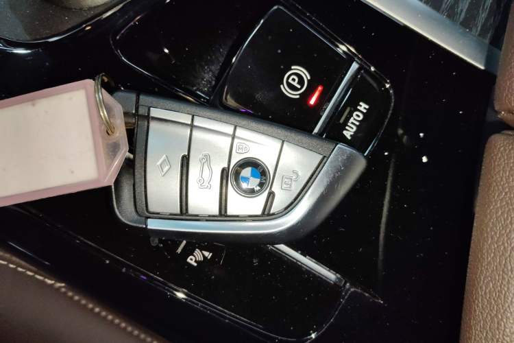 Used BMW 5 Series 2023 530Li Leading Model M Sport Package
