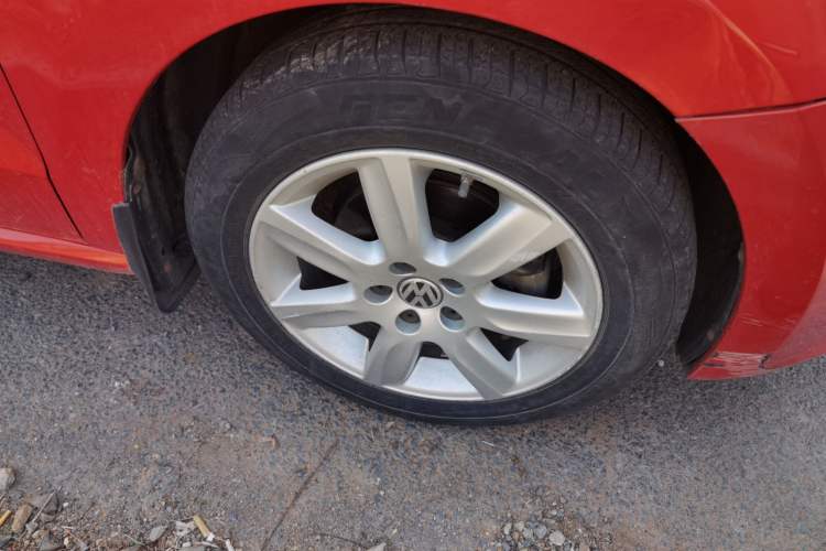 Used Volkswagen Polo 2011 1.6L Automatic ZhiKu Edition