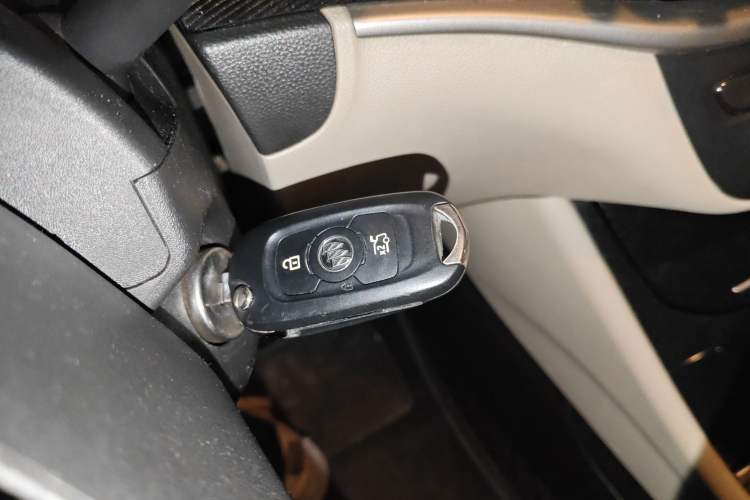 Used Buick Verano 2015 Sedan 15S Automatic Leading Model Vehicle Key