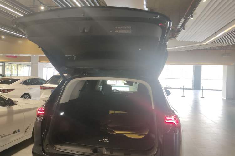 Used Buick Envision 2025 Encore Plus Four-Wheel Drive Avenir
