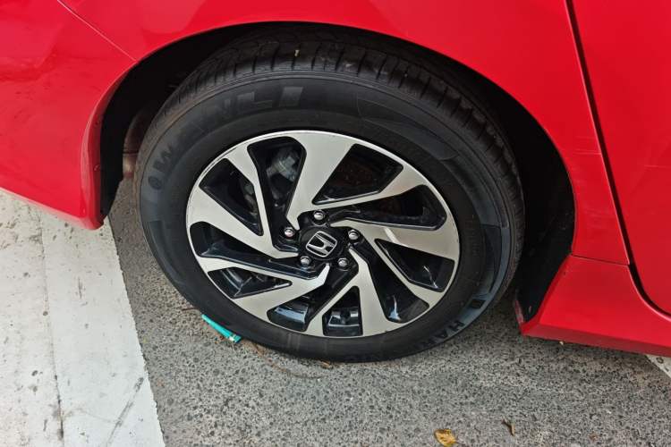 Used Honda Civic 2016 220TURBO Manual Luxury Edition
