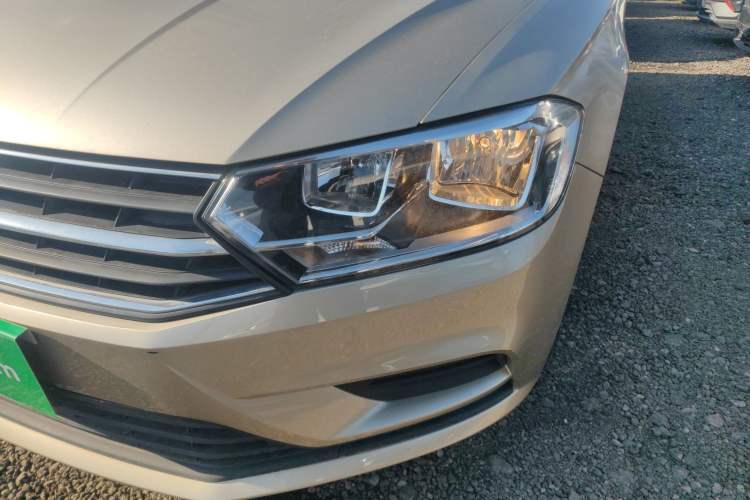 Used Volkswagen Bora 2018 1.5L Manual Fashion Model