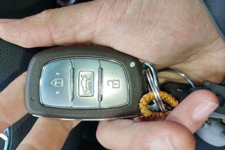 Used Hyundai Mistra 2016 1.8L Automatic Smart GLS
