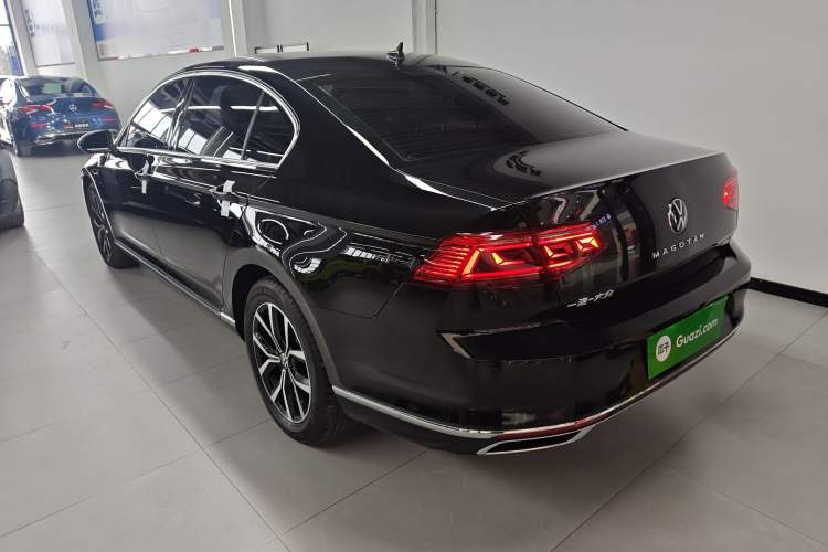 Used Volkswagen Magotan 2020 330TSI DSG Leading Model Rear Left 45 Deg