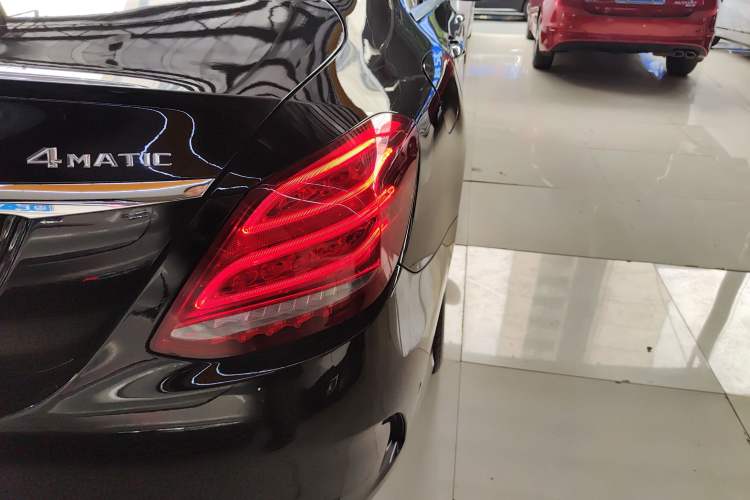 Used Mercedes-Benz C-Class 2015 C 180 L Sport Edition
