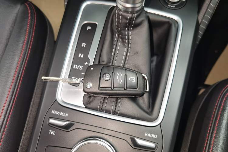 Used Audi Q2L 2022 35 TFSI Progressive Dynamic Edition Vehicle Key