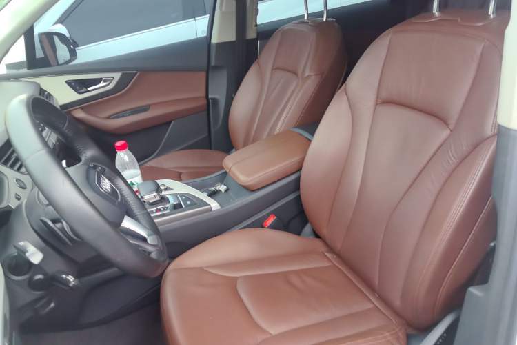 Used Audi Q7 2016 40 TFSI Comfort Model