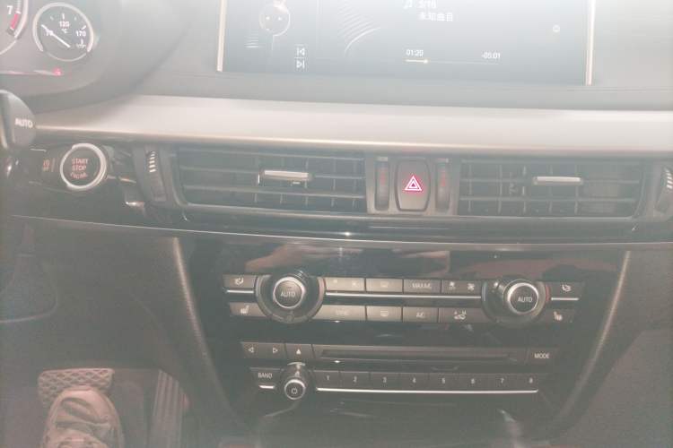 Used BMW X6 2015 xDrive35i Leading Model
