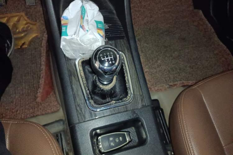 Used BAIC Weiwang S50 2016 1.5T Manual Lede Premium Edition
