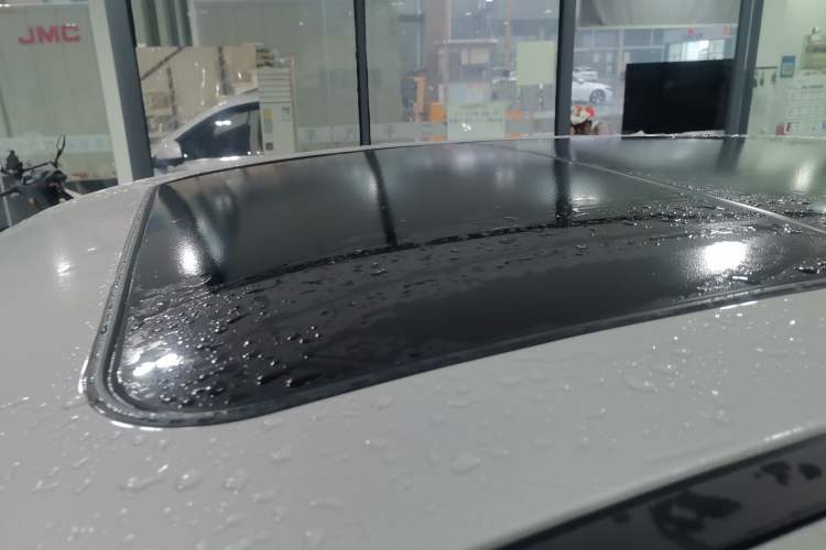 Used CHANGAN OSHAN X5 PLUS 2023 1.5T DCT Excellence Edition Roof