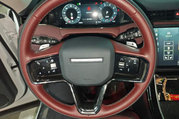 Used Land Rover Range Evoque 2024 Aurora L 249 PS Prestige Light-Chasing Edition