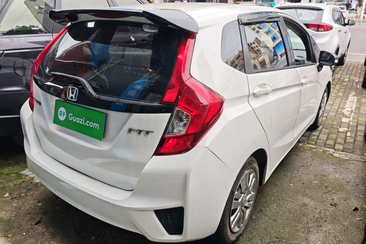 Used Honda Fit 2016 1.5L LX CVT Comfort Model Rear Right 45 Deg