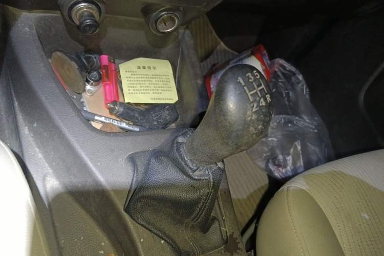 Used Wuling Rongguang V 2015 1.5L Standard Version Gear Lever