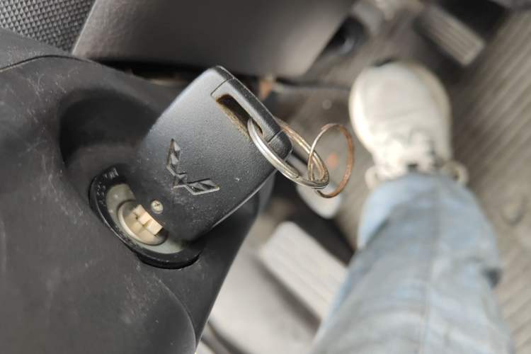 Used Wuling Rongguang 2021 1.5L Extended Basic Version L3C Vehicle Key