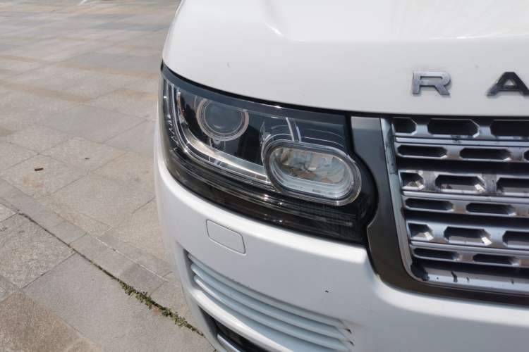 Used Land Rover Range 2015 3.0 SC V6 Vogue Right Front Headlight