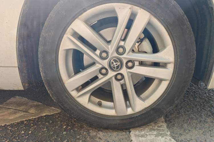 Used Toyota Levin 2022 Dual-Engine 1.8H E-CVT Luxury Edition Right Front Wheel Hub