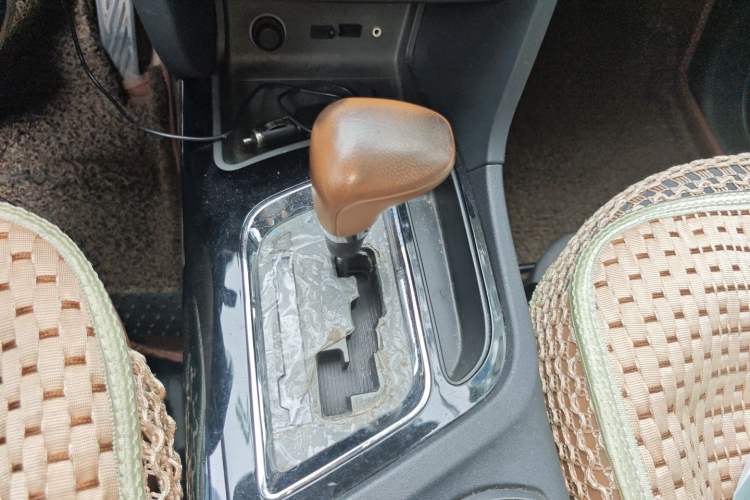 Used Soueast DX7 2015 1.5T Automatic Prestige Model
