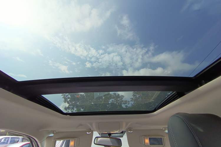 Used Qoros 5 2018 Revised 1.6T Automatic Luxury Version