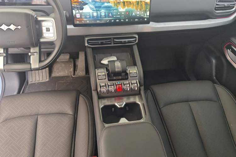 Used Formula Leopard Titanium 3 2025 501KM All-Wheel Drive Intelligent Driving Ultra Version
