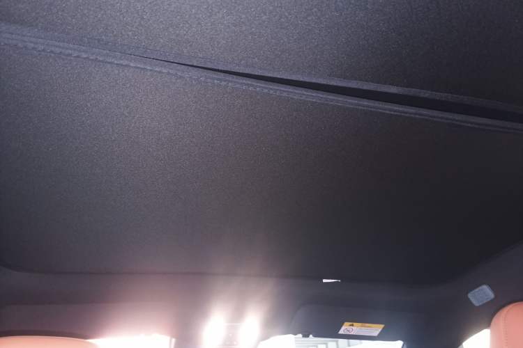 Used ONVO L60 2024 60 kWh Rear-Drive Version
