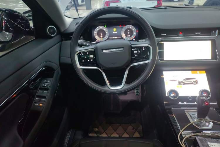 Used Land Rover Range Rover Evoque 2023 Aurora L 249 PS Collins Antique Bronze Special Edition