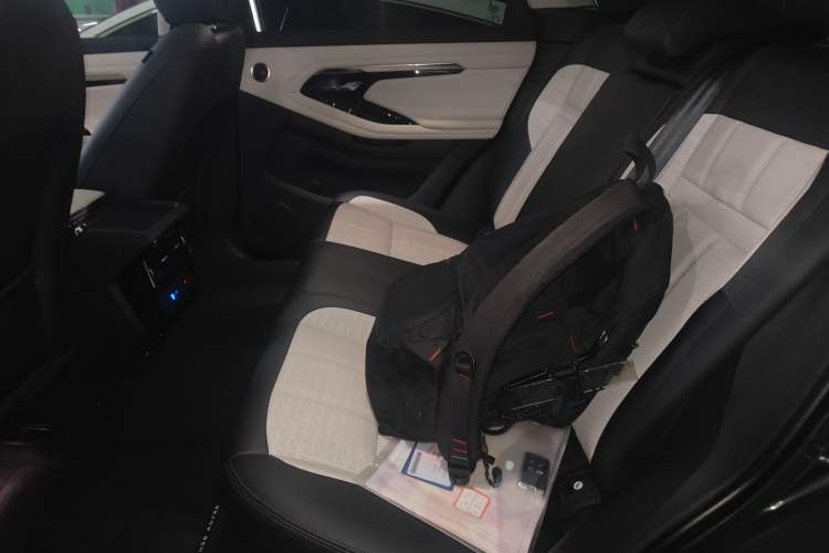 Used Land Rover Range Evoque 2022 Aurora L 249 PS R-Dynamic Luxury Edition Left Rear Seat