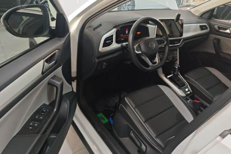 Used Volkswagen T-ROC 2023 280TSI DSG Two-Wheel Drive Time Edition
