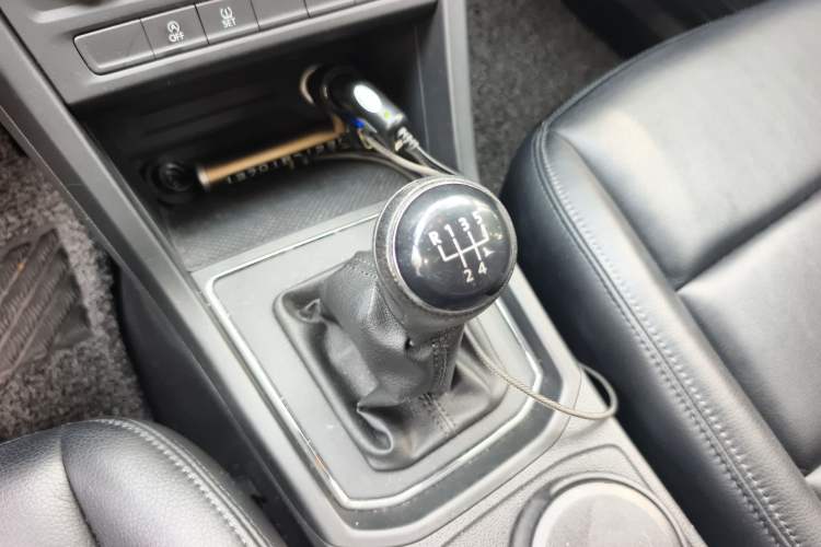 Used Volkswagen Touran 2016 Volkswagen Touran L 280TSI Manual Trend Edition
