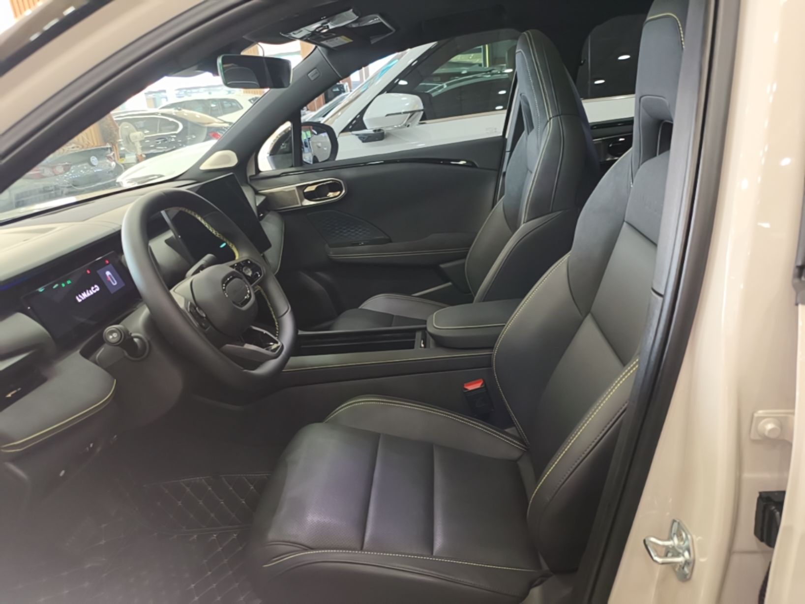 Vordere Reihe im Auto