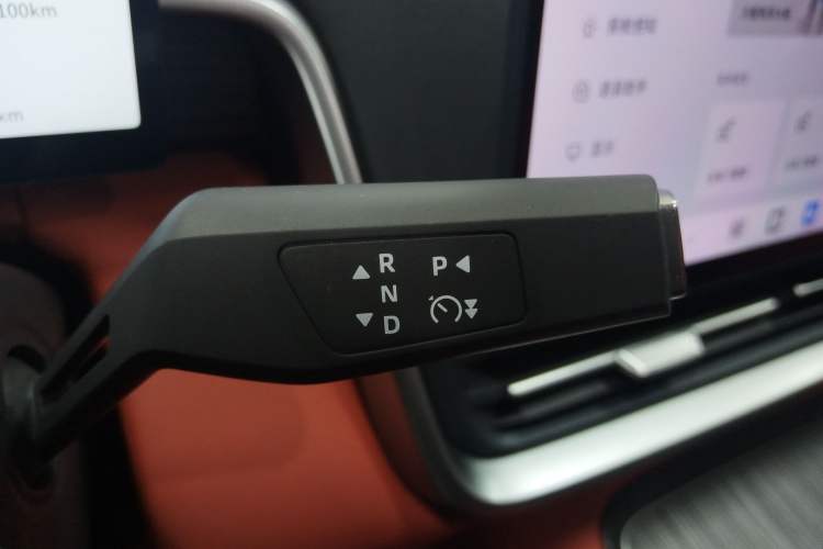 Used Dongfeng eπ eπ008 2025 636Ultra LikeYi Edition 6-Seater