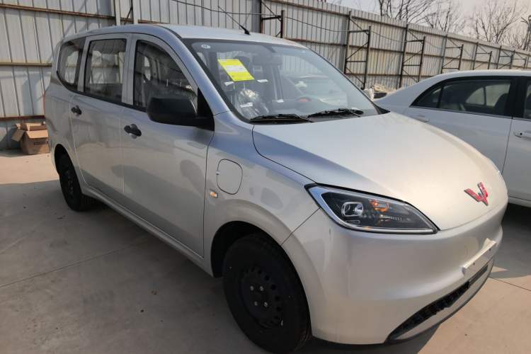 Used Wuling Hongguang New Energy 2024 All-Electric Model 300KM Standard Version Exterior 1