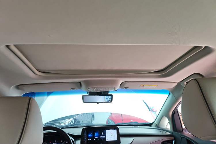 Used Buick GL8 2021 Land Cruiser Executive 652T Premium Model
