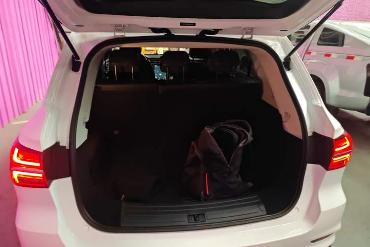 Used Roewe RX5 2022 330TGI Automatic National Style Edition
