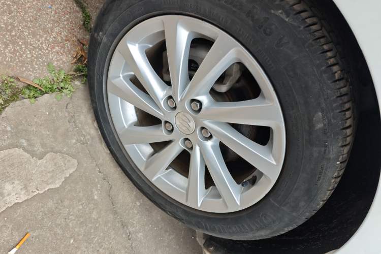 Used Buick Verano 2018 Sedan 15S Manual Leading Model