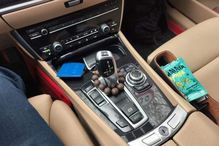 Used BMW 5 Series GT 2010 535i Luxury Edition Gear Lever