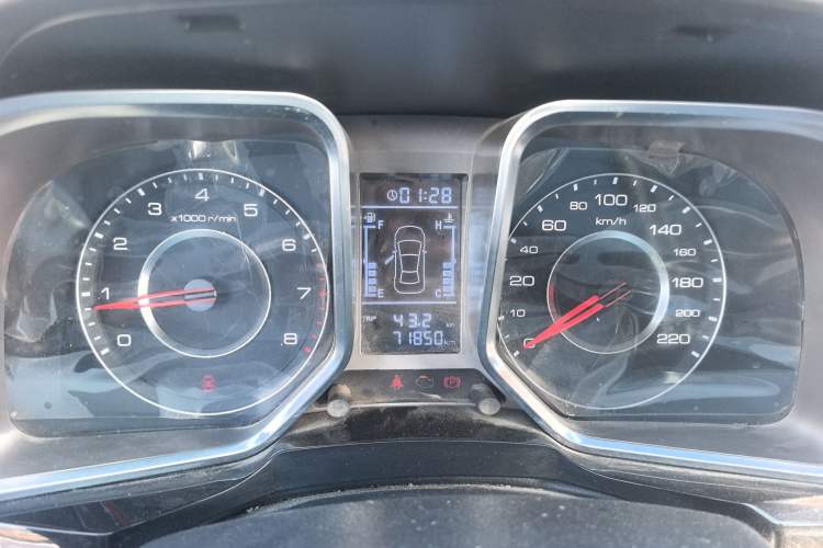 Used Zotye Domy X5 2017 Value Edition 1.6L Manual Fashion Model