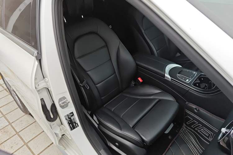 Used Mercedes-Benz C-Class 2021 C 200 L Fashion Edition Sport Version Right Front Seat