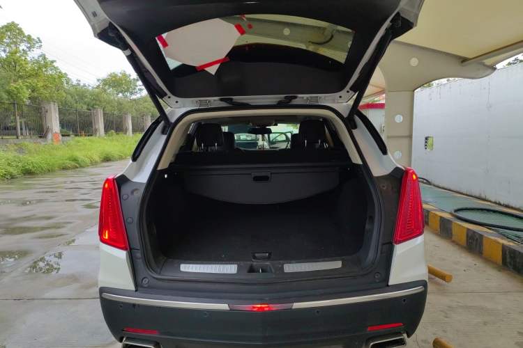 Used Cadillac XT5 2018 25T Luxury Model