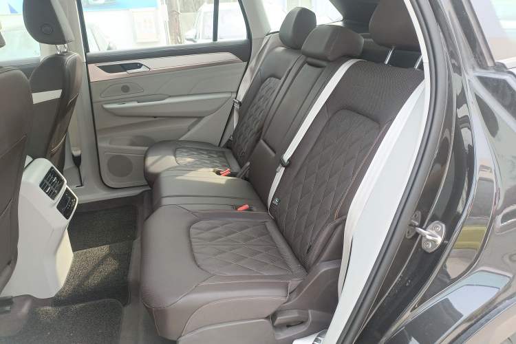 Used Volkswagen Tavendor 2023 380TSI Four-Wheel Drive R-Line Cruise Edition
