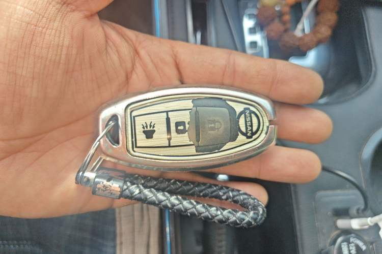 Used Nissan Terra 2018 2.5L Automatic 4x4 Flagship Edition Vehicle Key