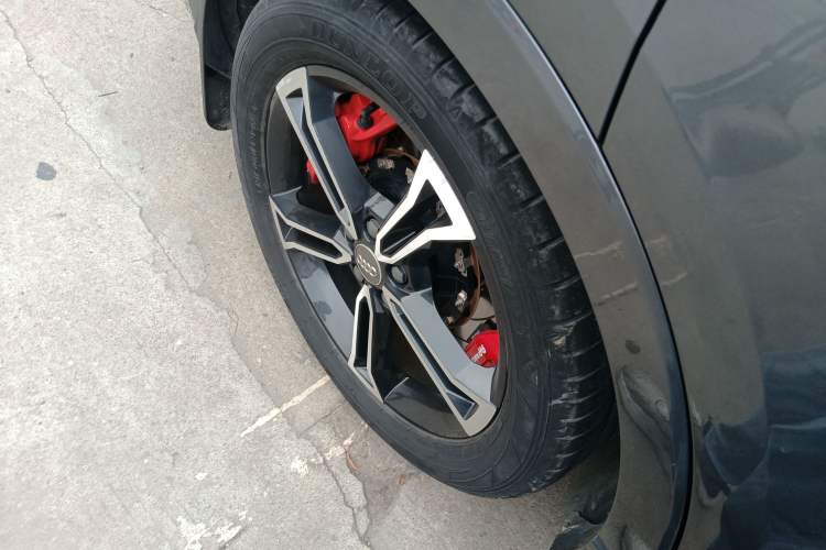 Used Audi Q3 2021 40 TFSI Fashion Dynamic Model