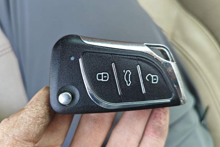 Used Huasong 7 2015 2.0T Automatic Flagship Edition