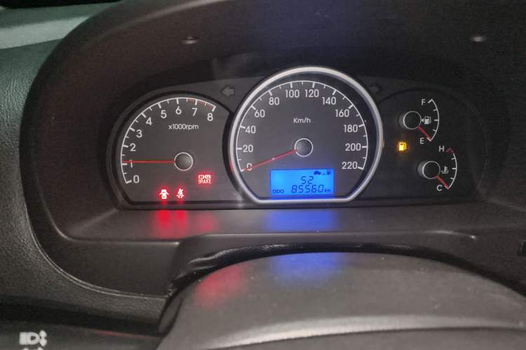 Used Hyundai Celesta 2011 1.6L Manual Luxury Model
