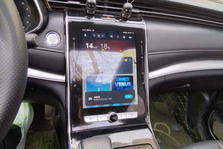 Used Roewe RX5 MAX 2019 300TGI Automatic Smart Cabin Luxury Edition Audio And AC Panel