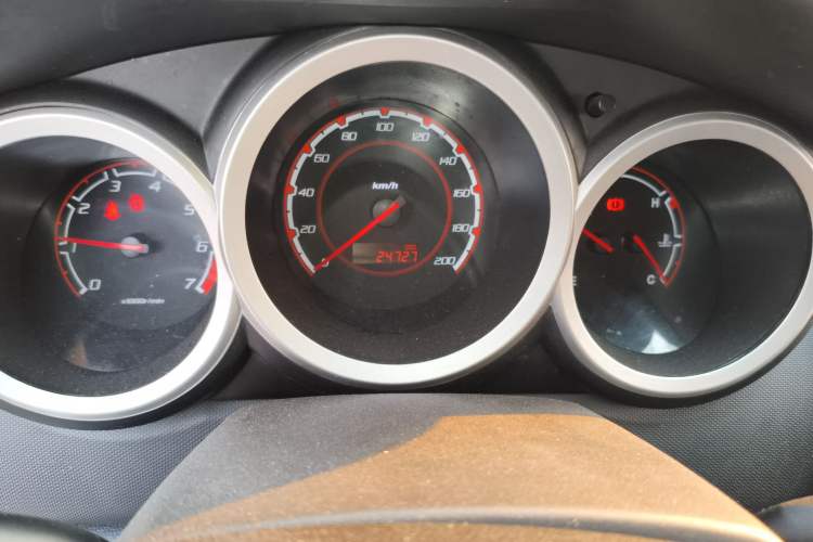 Used CHANGAN CX20 2014 1.4L Manual Sport Version China IV Standard
