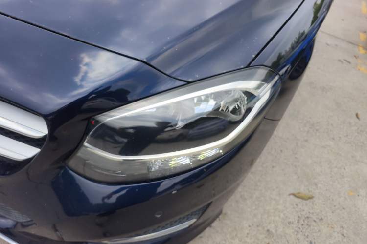 Used Mercedes-Benz B-Class 2018 B 200 Sport Edition Left Front Headlight