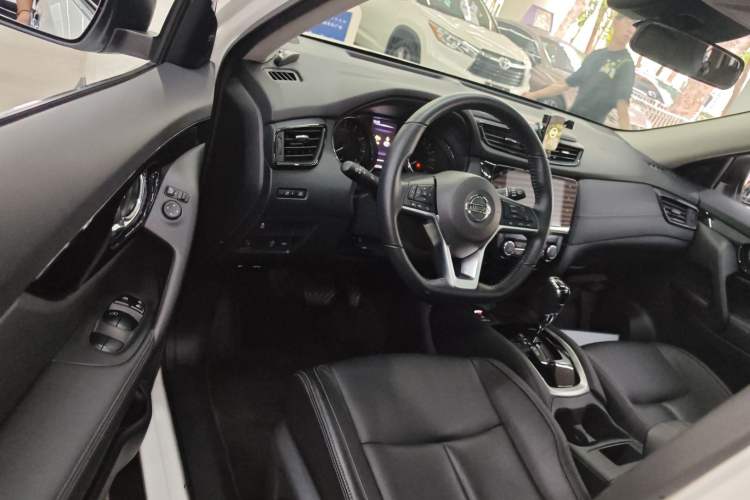 Used Nissan X-Trail 2021 2.0L CVT 2WD XL ITS Comfort Commemorative Edition Driver Seat