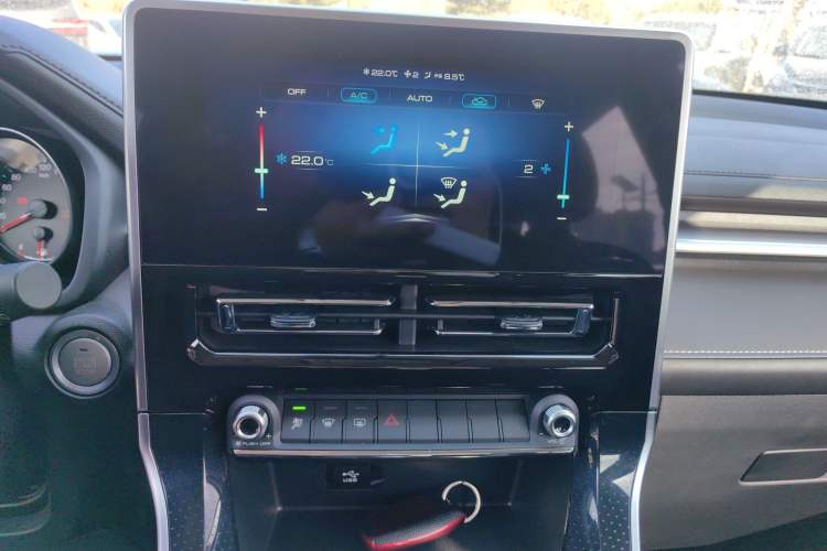 Used Haval M6 2023 PLUS 1.5T Manual Elite Smart Connectivity Model
