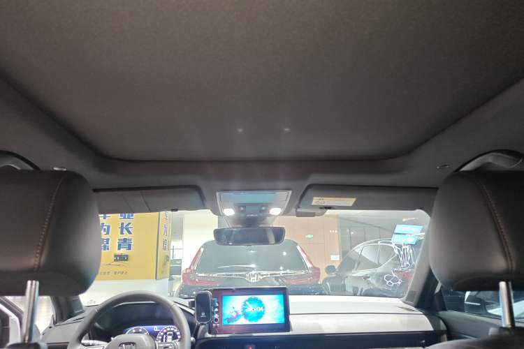 Used Honda CR-V 2024 2.0L eHEV Two-Wheel Drive Smart Edition Headliner