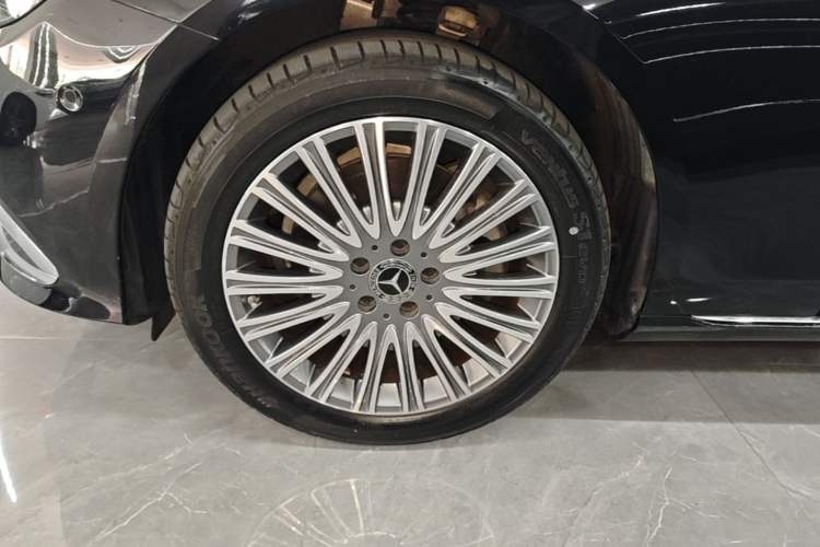 Used Mercedes-Benz E-Class 2023 Updated E 300 L Fashion Edition